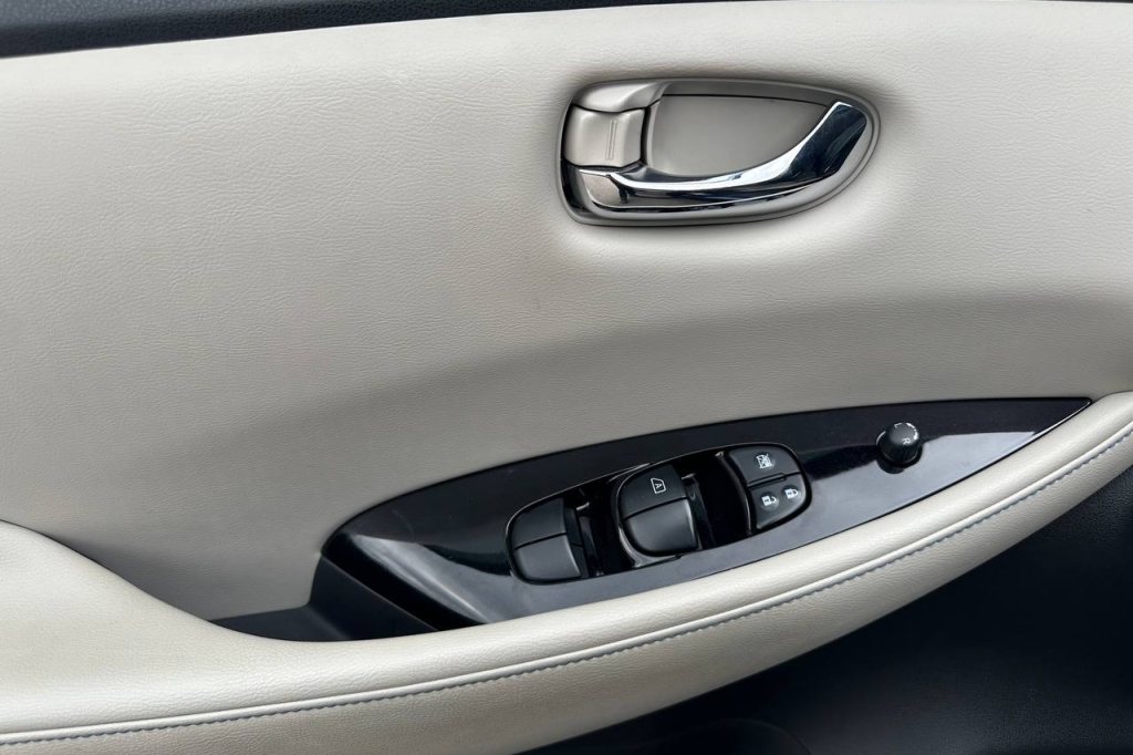 Nissan Leaf 40 kWh 2019 photo 8