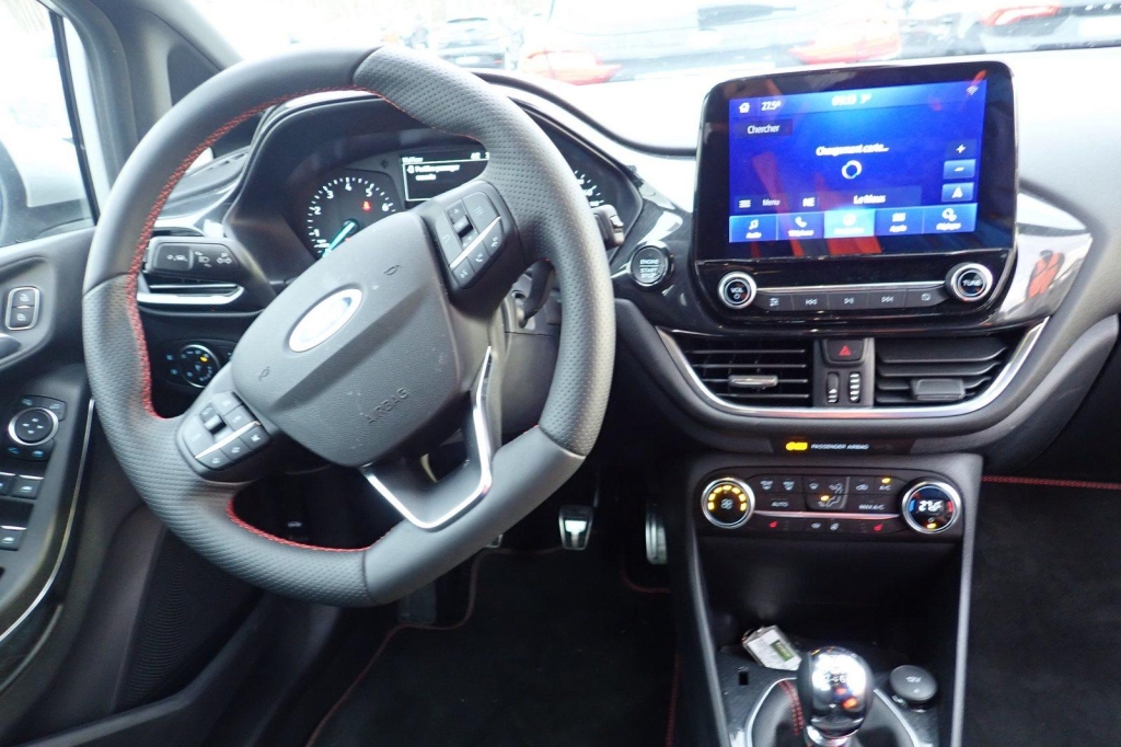 Ford Fiesta 2020 фото 3