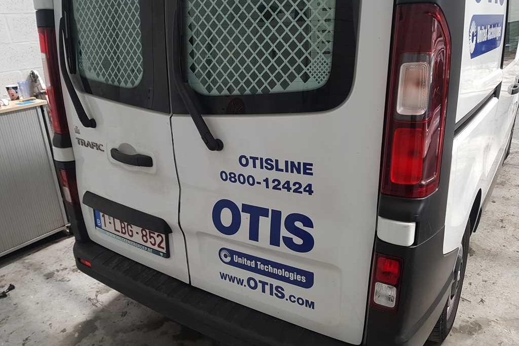 Renault Trafic 2015 фото 46