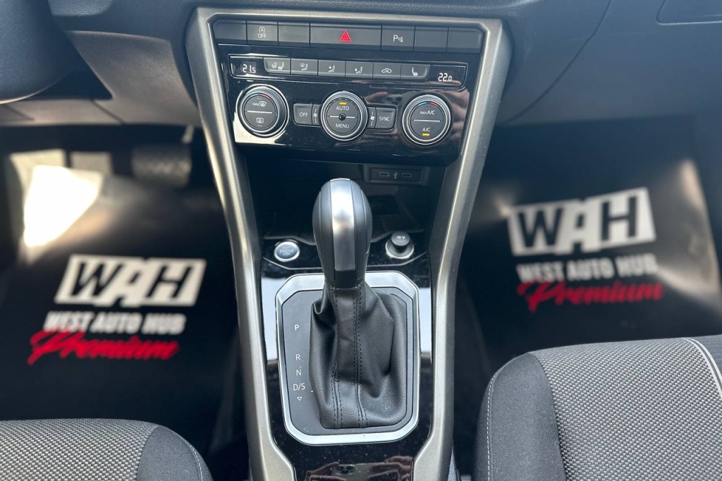 Volkswagen T-Roc 2021 фото 20