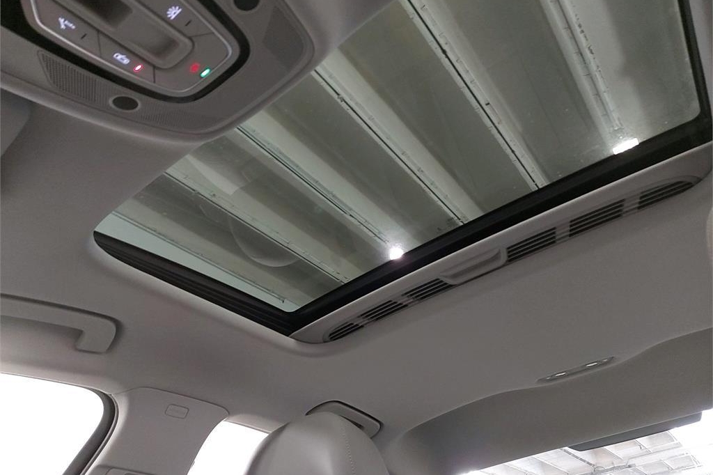 Audi A4 2018 фото 1