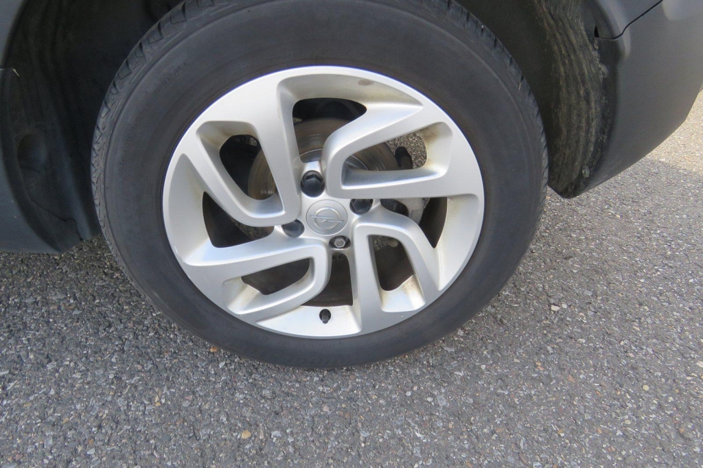 Opel Crossland X 2020 photo 32