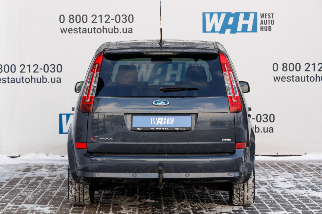 Ford C-Max Ghia photo 4