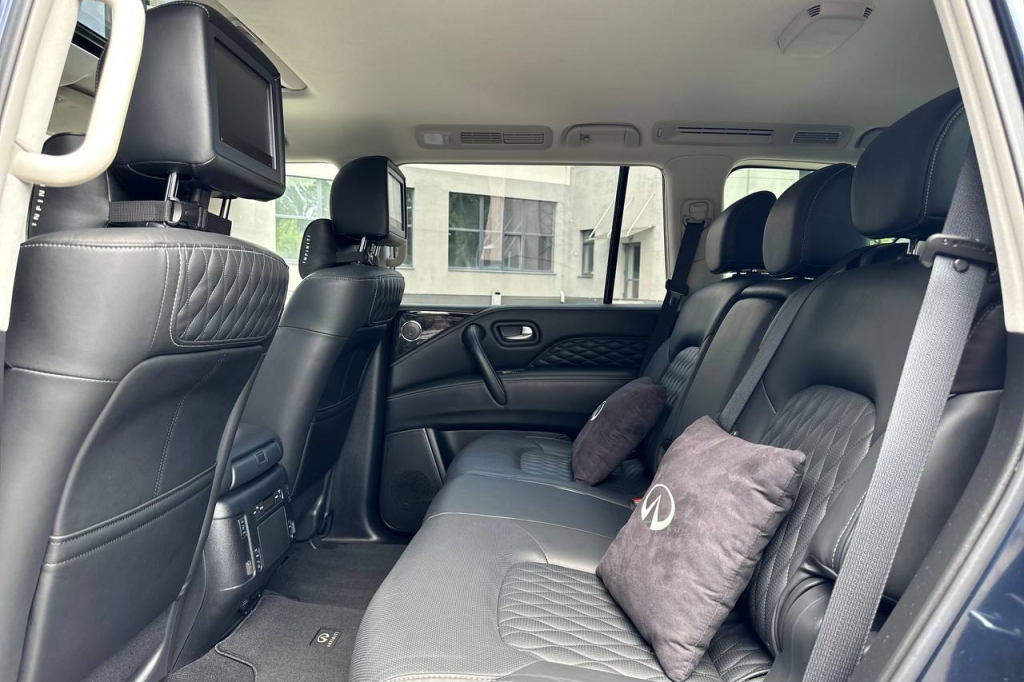 Infiniti QX80 2021 фото 16