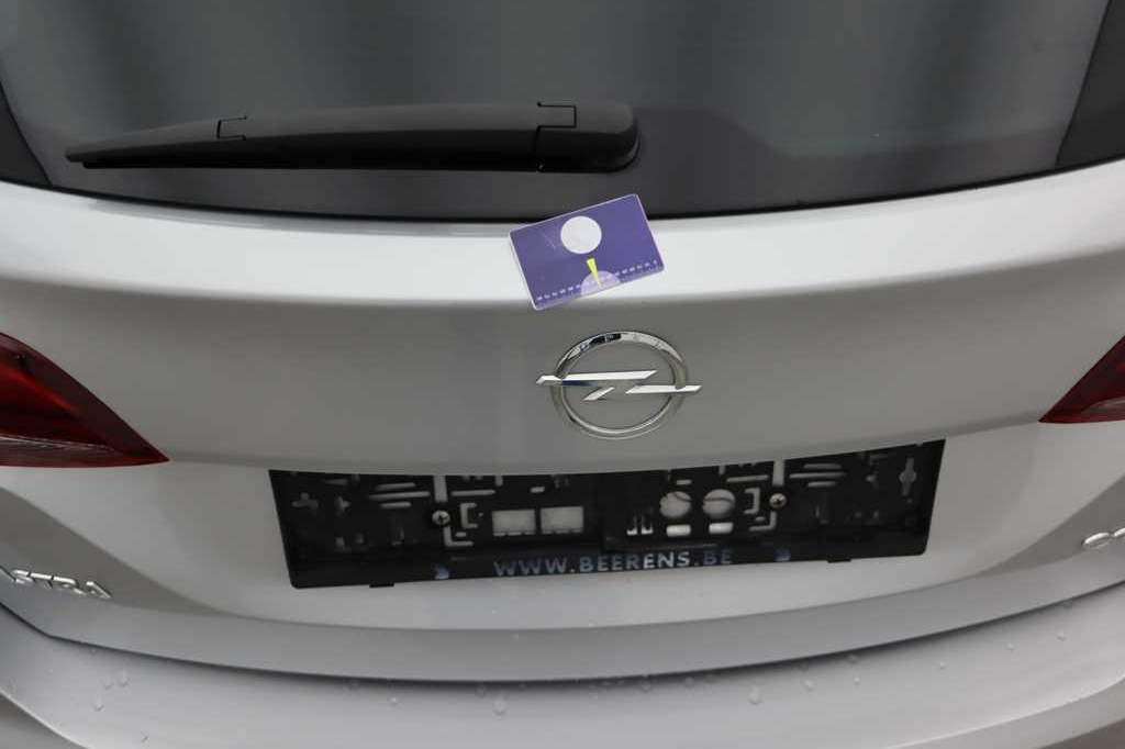 Opel Astra Sports Tourer 2016 фото 36