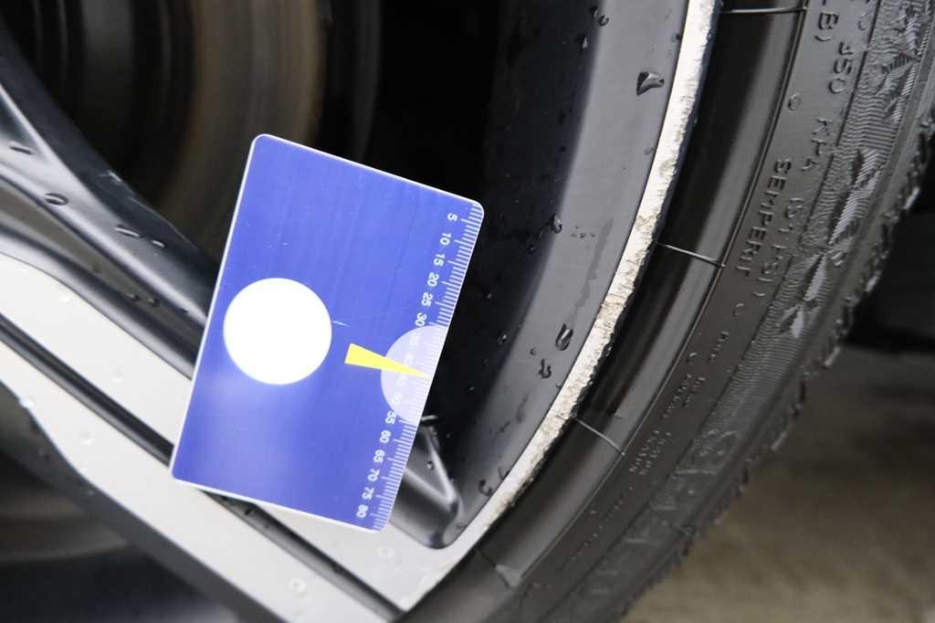 Volvo V60 2018 фото 31