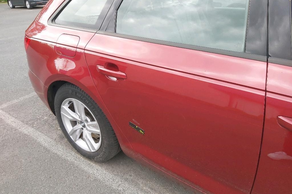 Audi A4 Avant 2018 photo 11