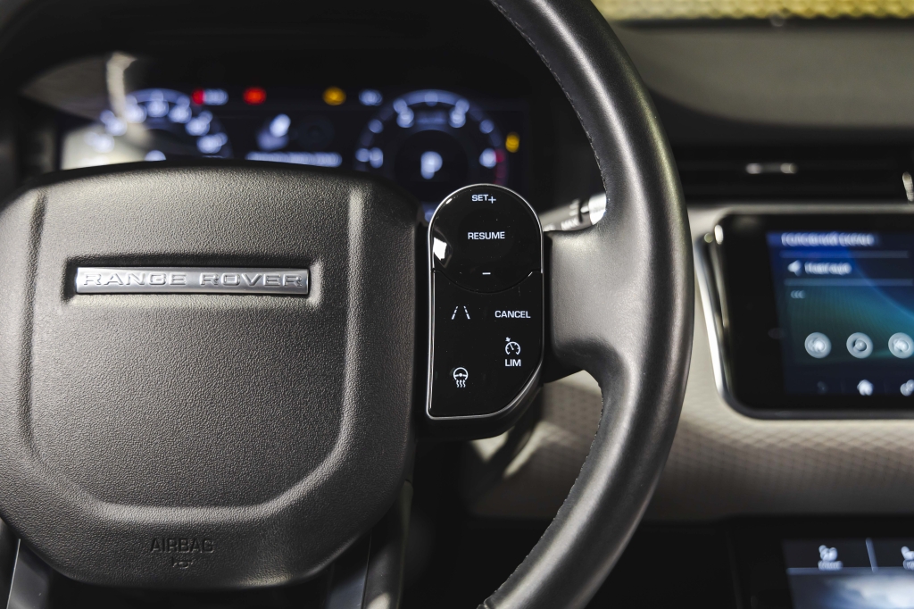 Land Rover Range Rover Evoque 2020 фото 24