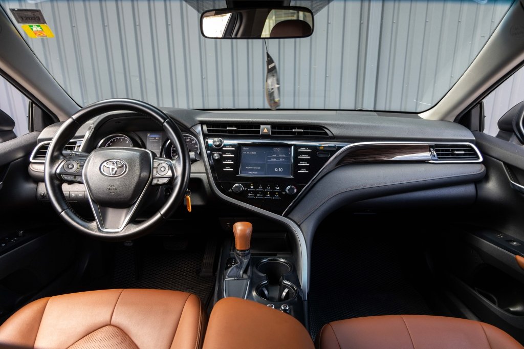Toyota Camry 2018 фото 26
