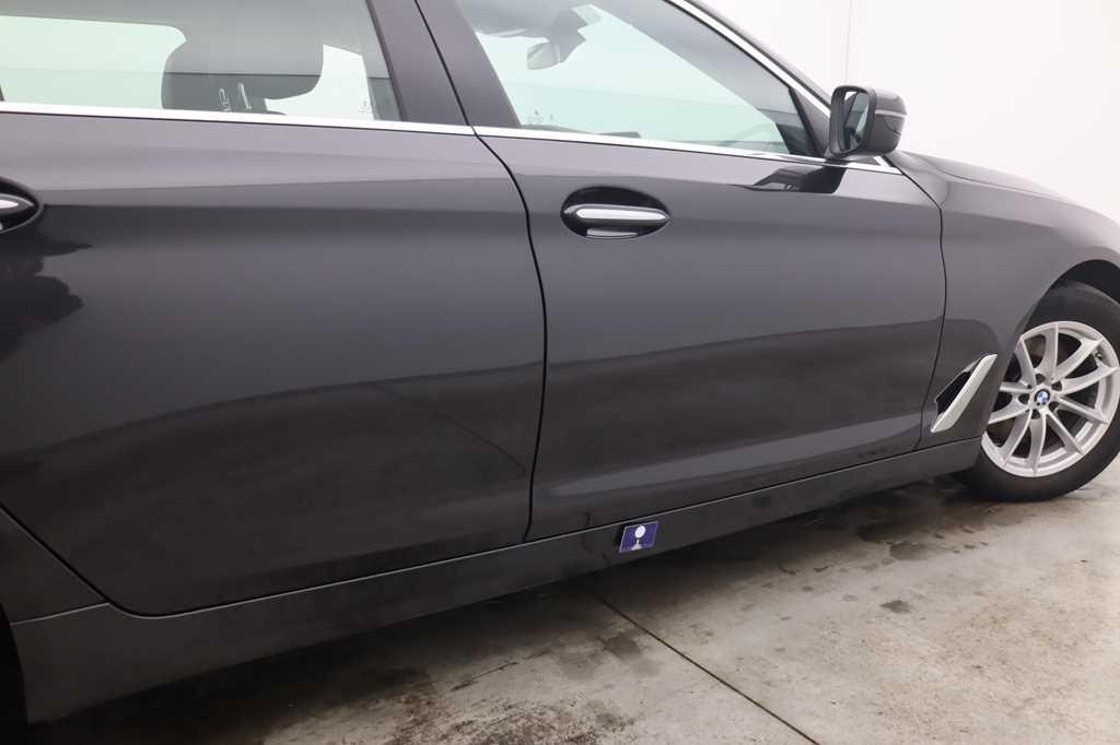 BMW 5er Touring 2018 фото 25