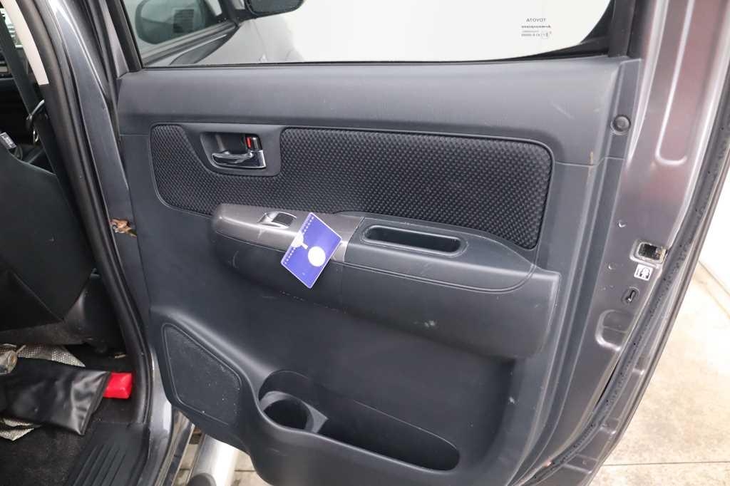 Toyota Hilux 2015 photo 41