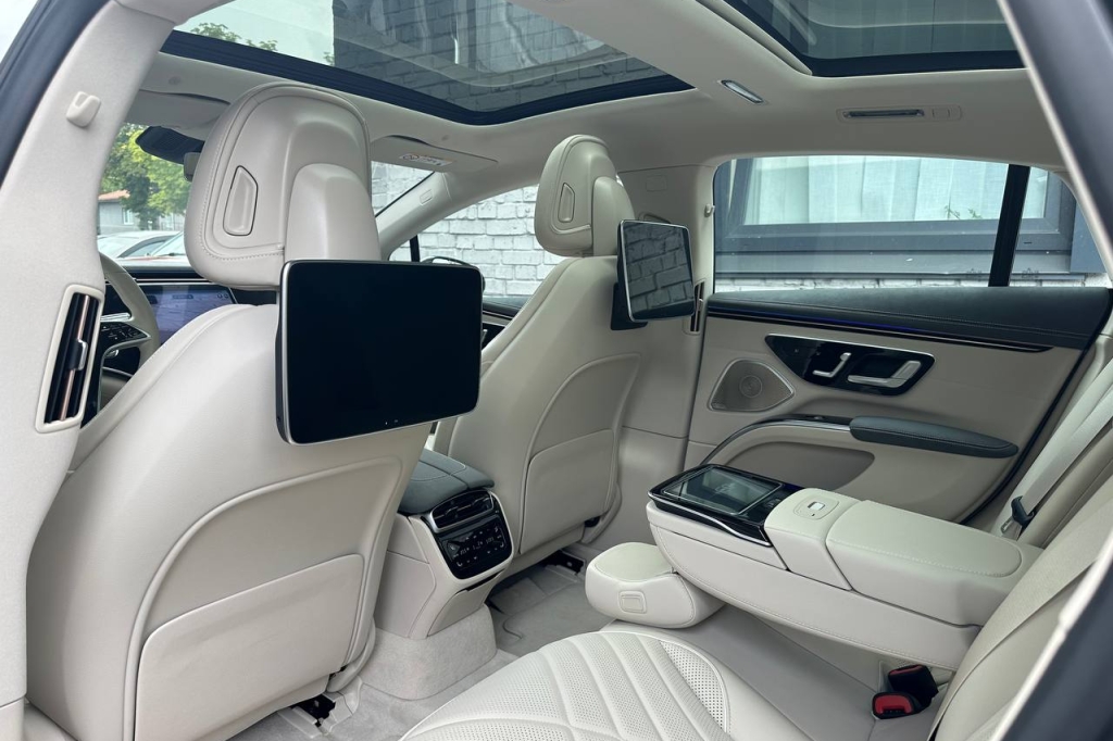 Mercedes-Benz EQS 500 2021 фото 16