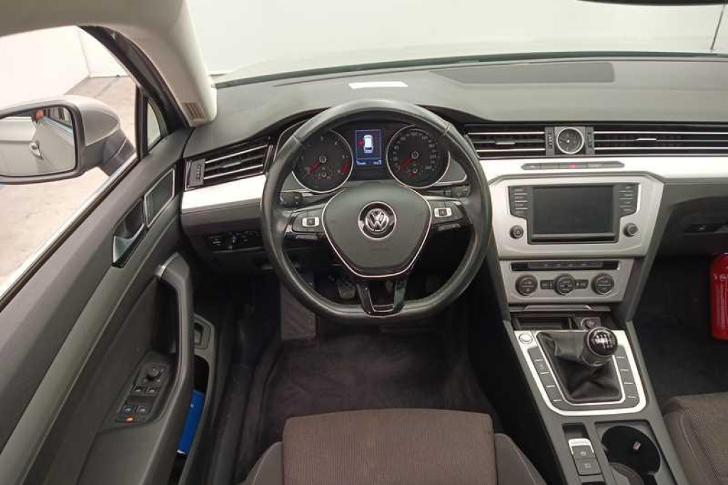 Volkswagen Passat Variant 2016 фото 2