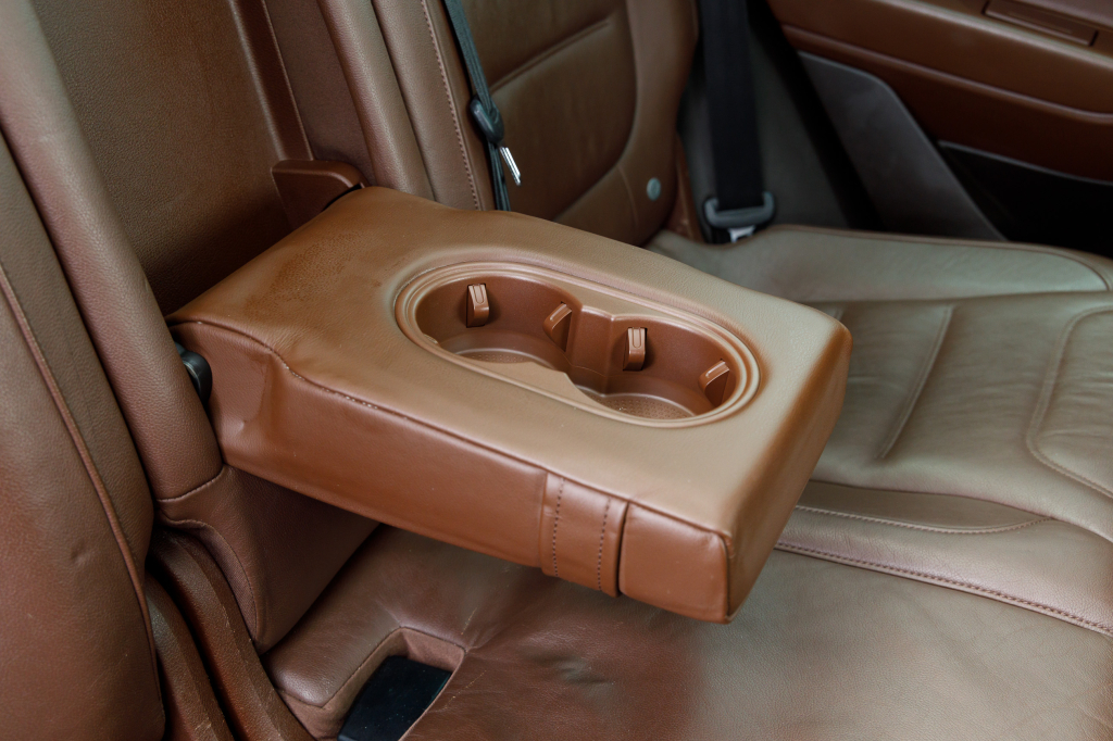 Volkswagen Touareg 2012 photo 2