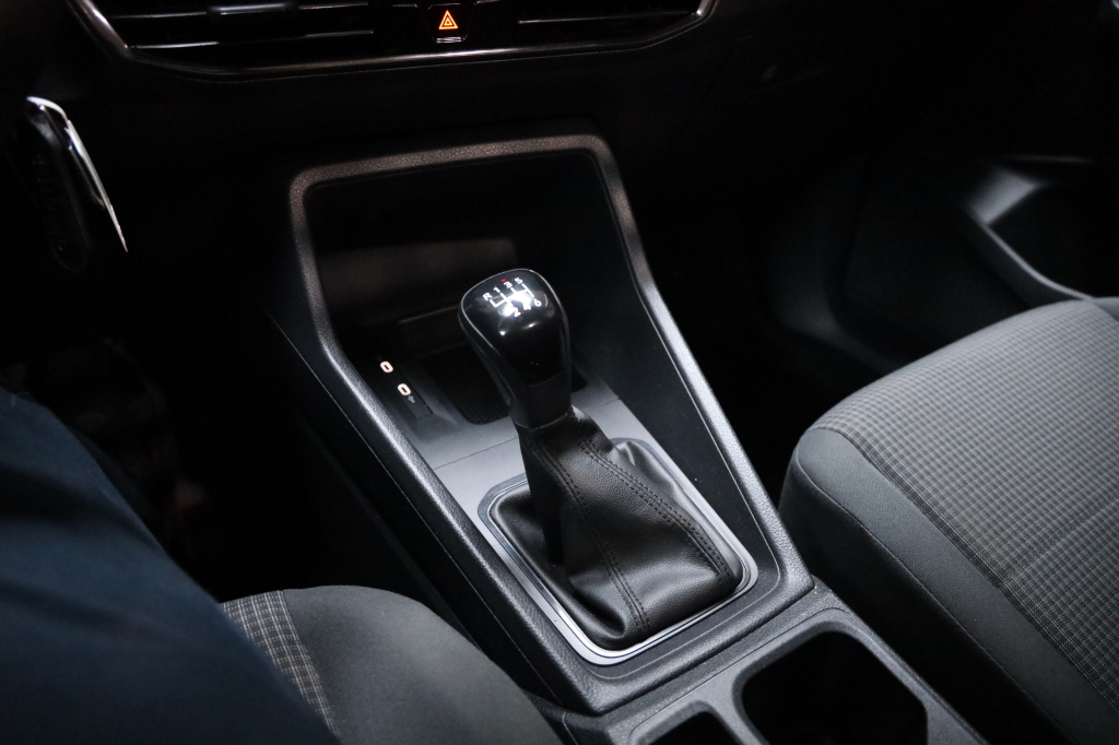 Volkswagen Caddy 2022 photo 29