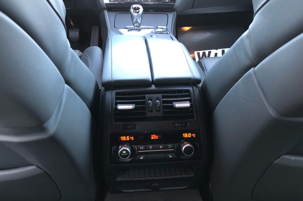 BMW M5 2013 photo 18