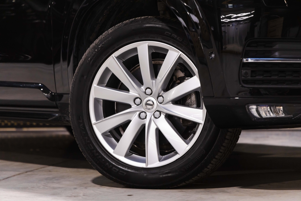 Volvo XC90 2018 фото 5