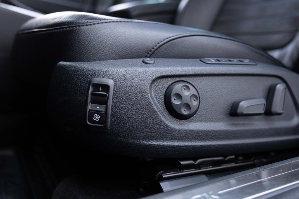 Volkswagen Passat Alltrack 2013 photo 15