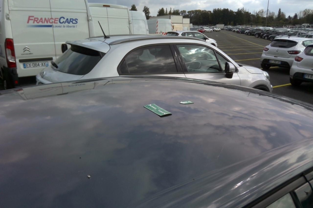 Renault Megane 2019 фото 9