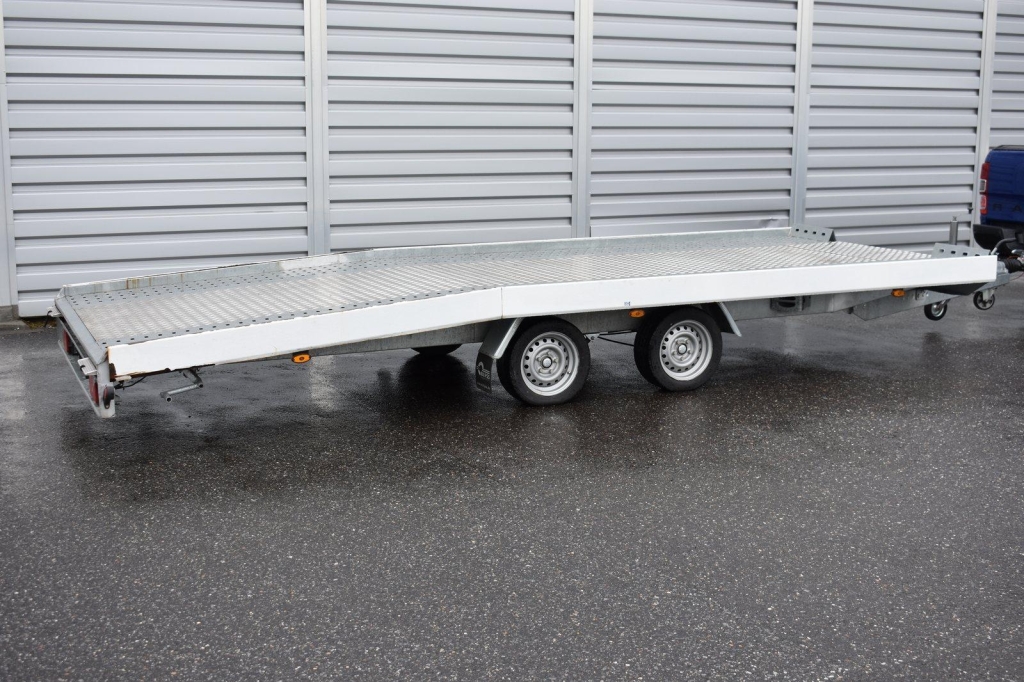 Blyss Anhänger Jupiter 2017 photo 2