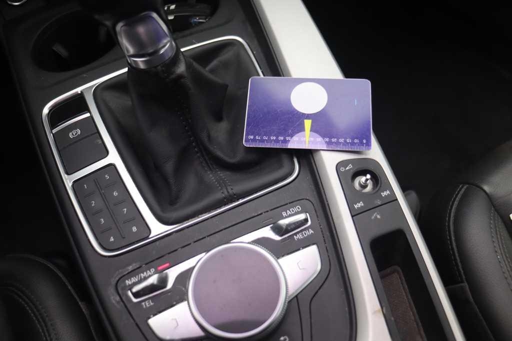 Audi A4 2016 фото 26