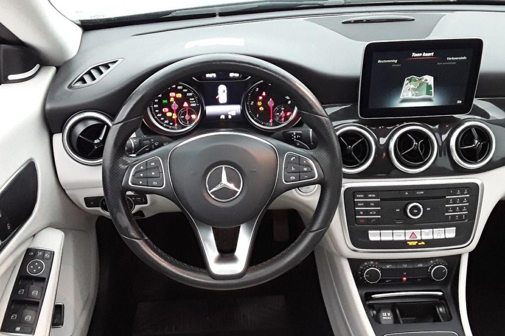 Mercedes-Benz CLA 2017 фото 3