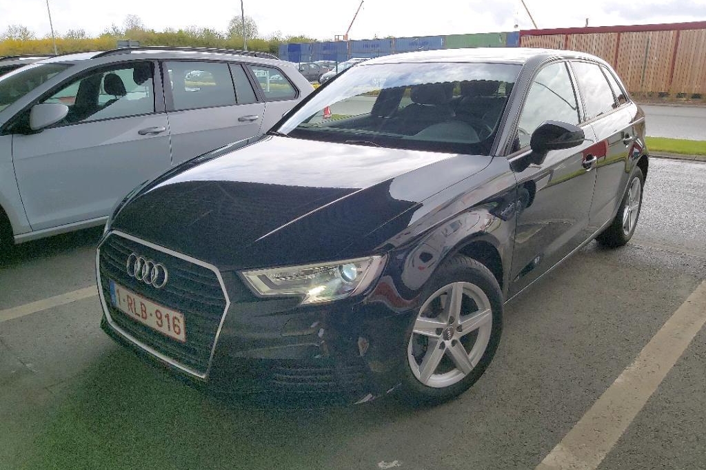 Audi A3 Sportback 2017 фото 3