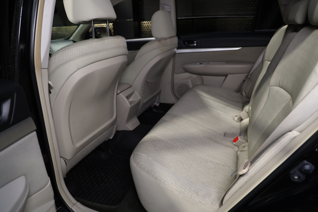Subaru Outback 2012 photo 34