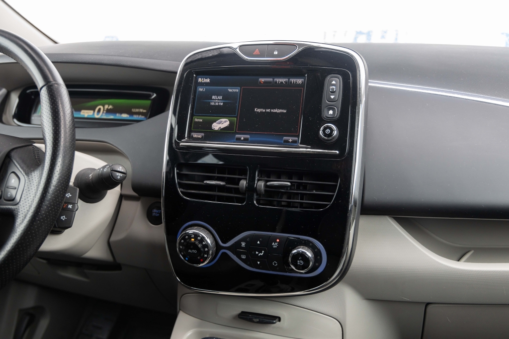 Renault Zoe 2015 photo 21