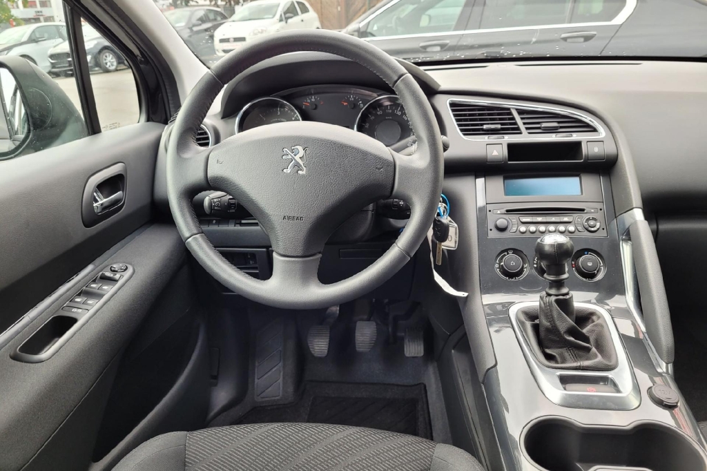 Peugeot 3008 2015 фото 6