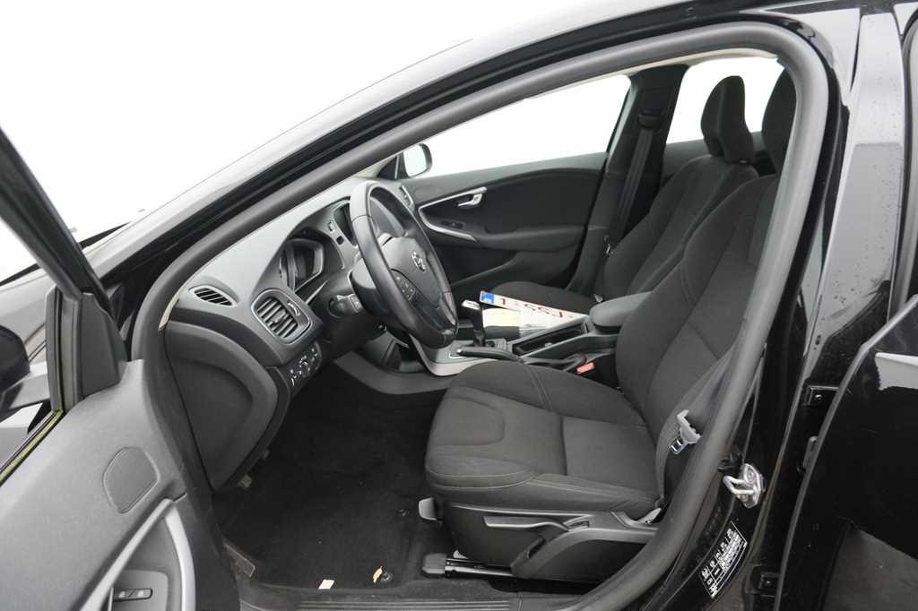 Volvo V40 2017 фото 2