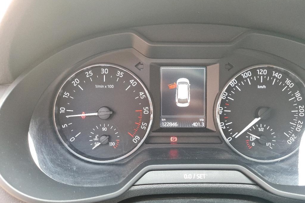 Skoda Octavia Combi 2016 фото 2