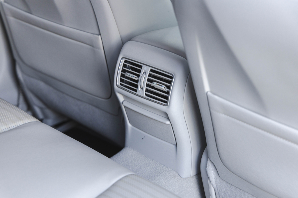 Infiniti Q50 2017 фото 31