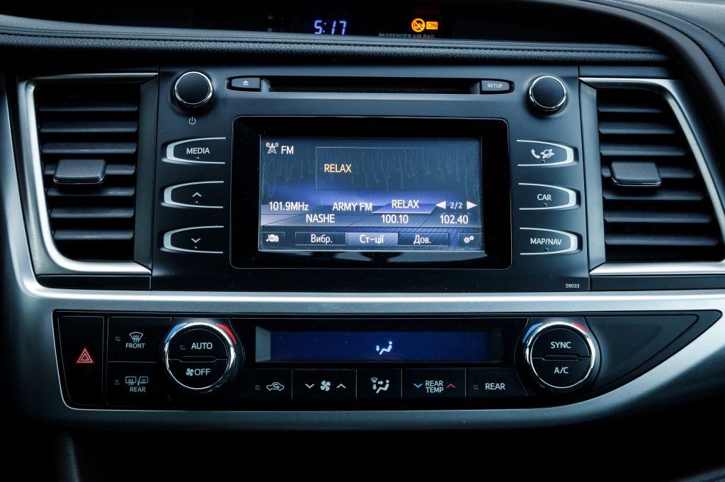 Toyota Highlander 2015 photo 19