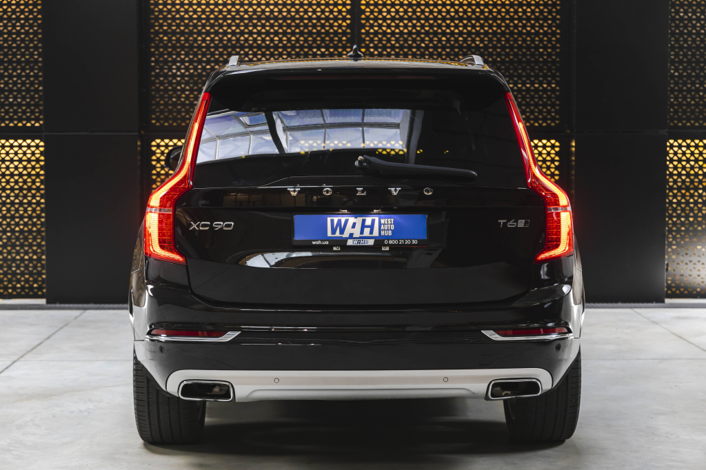 Volvo XC90 2015 photo 8