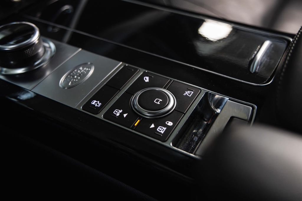 Land Rover Range Rover 2018 фото 31