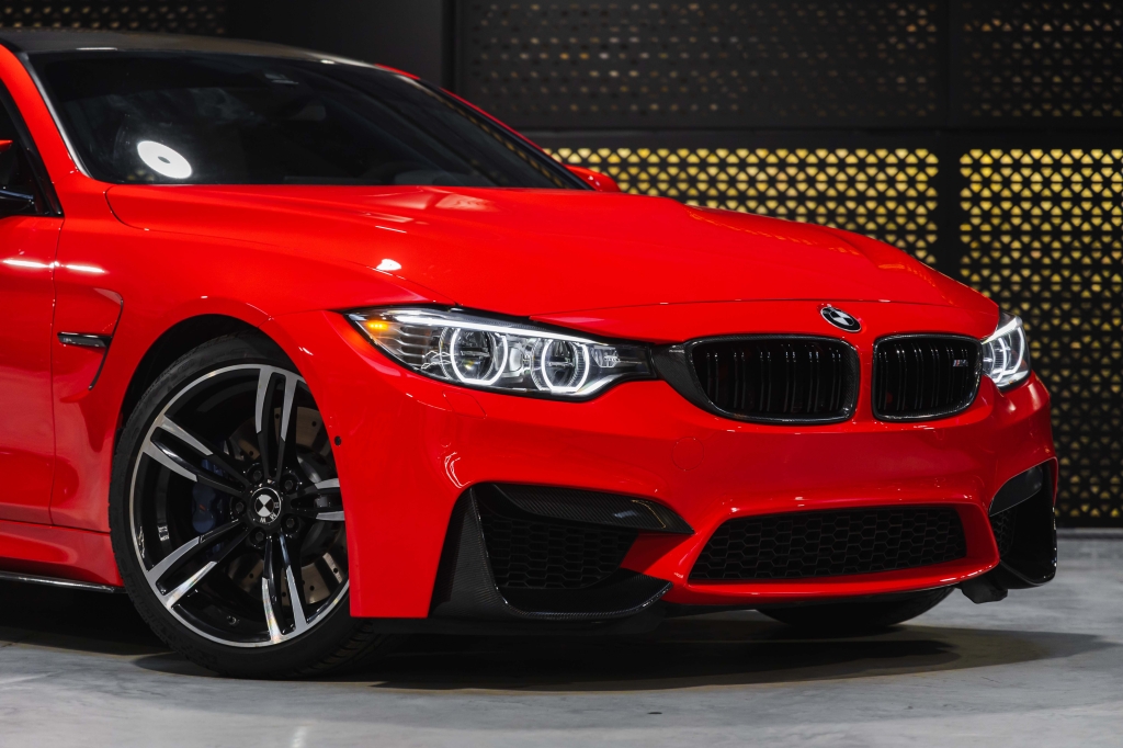 BMW M4 2015 фото 10