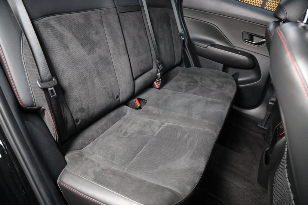 Hyundai Kona 2024 фото 17