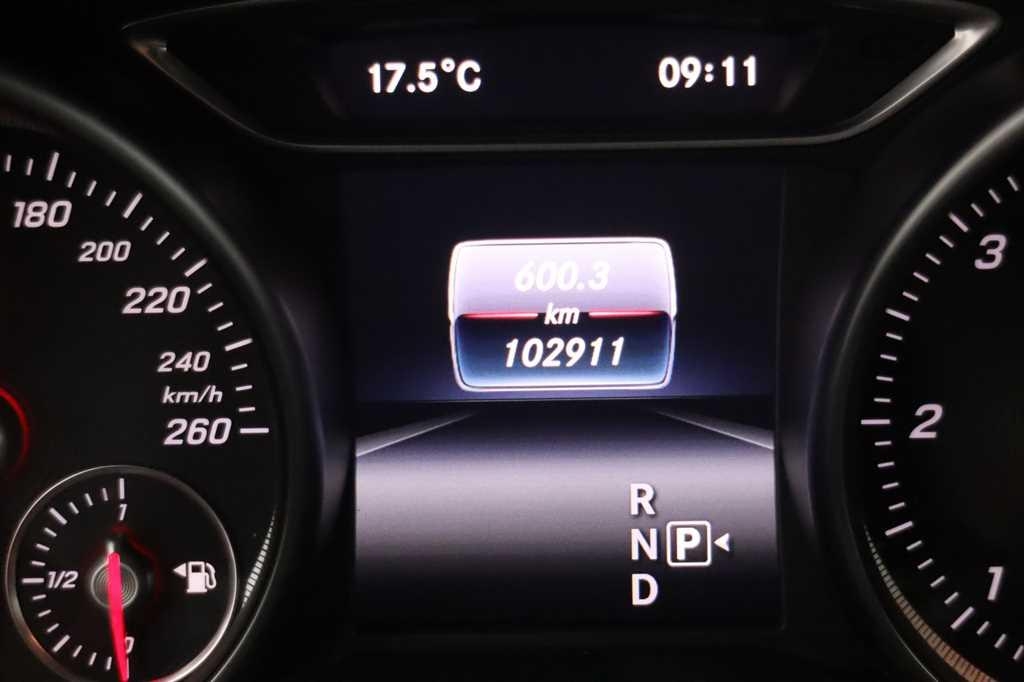 Mercedes-Benz CLA 2018 фото 1