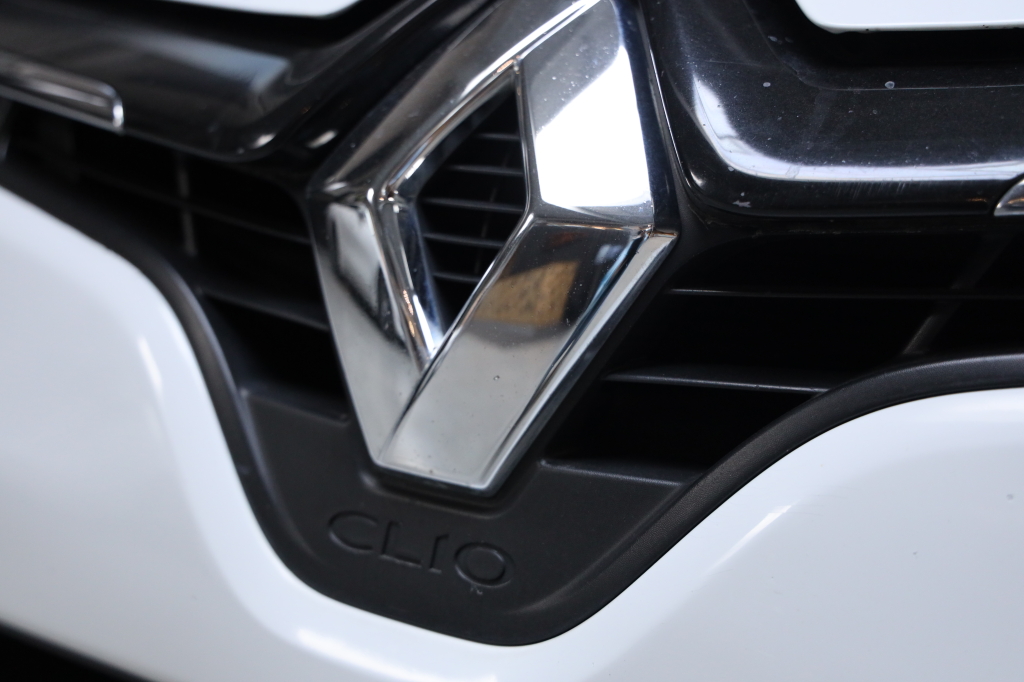 Renault Clio 2015 фото 32