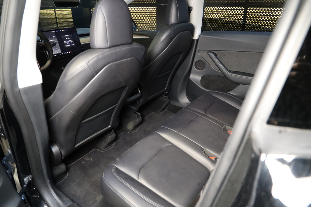 Tesla Model Y 2022 photo 29