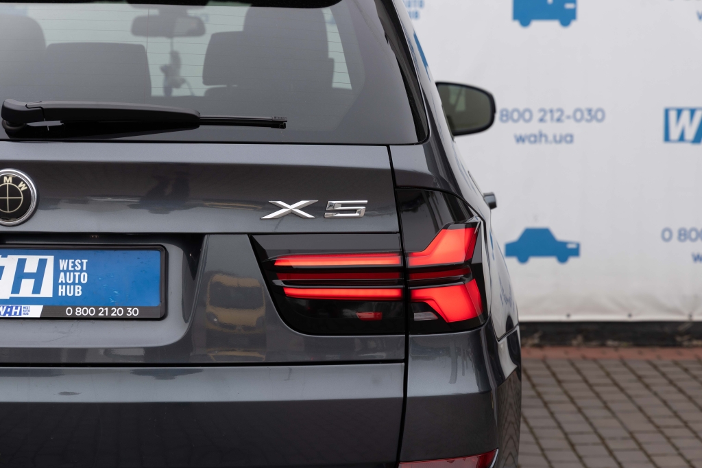 BMW X5 35i 2011 photo 6