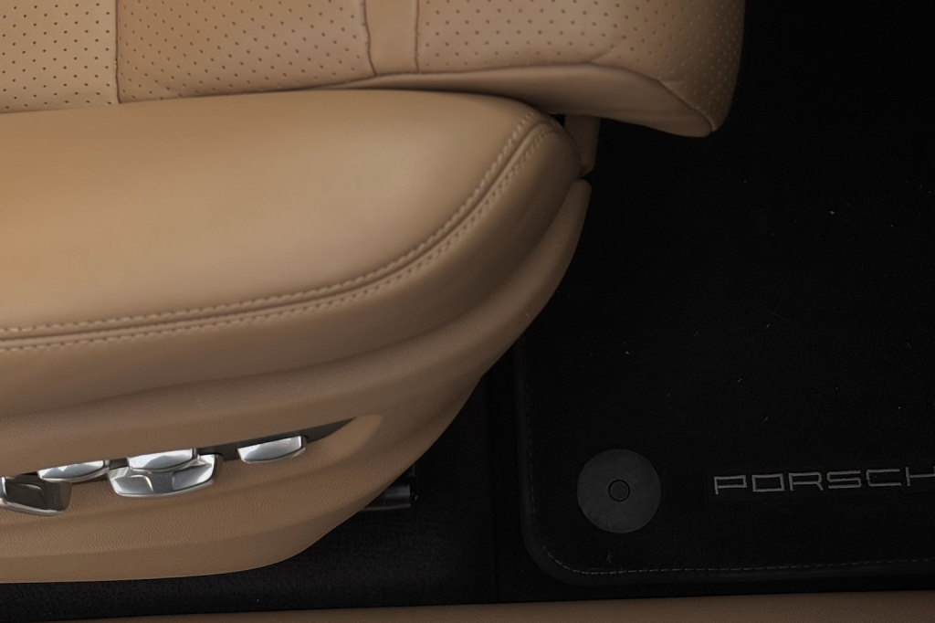 Porsche Cayenne 2019 фото 15