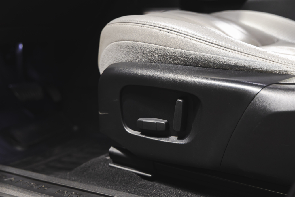 Land Rover Range Rover Evoque 2020 фото 20