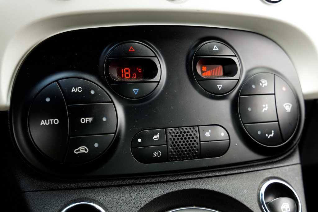 Fiat 500 E 2015 photo 12