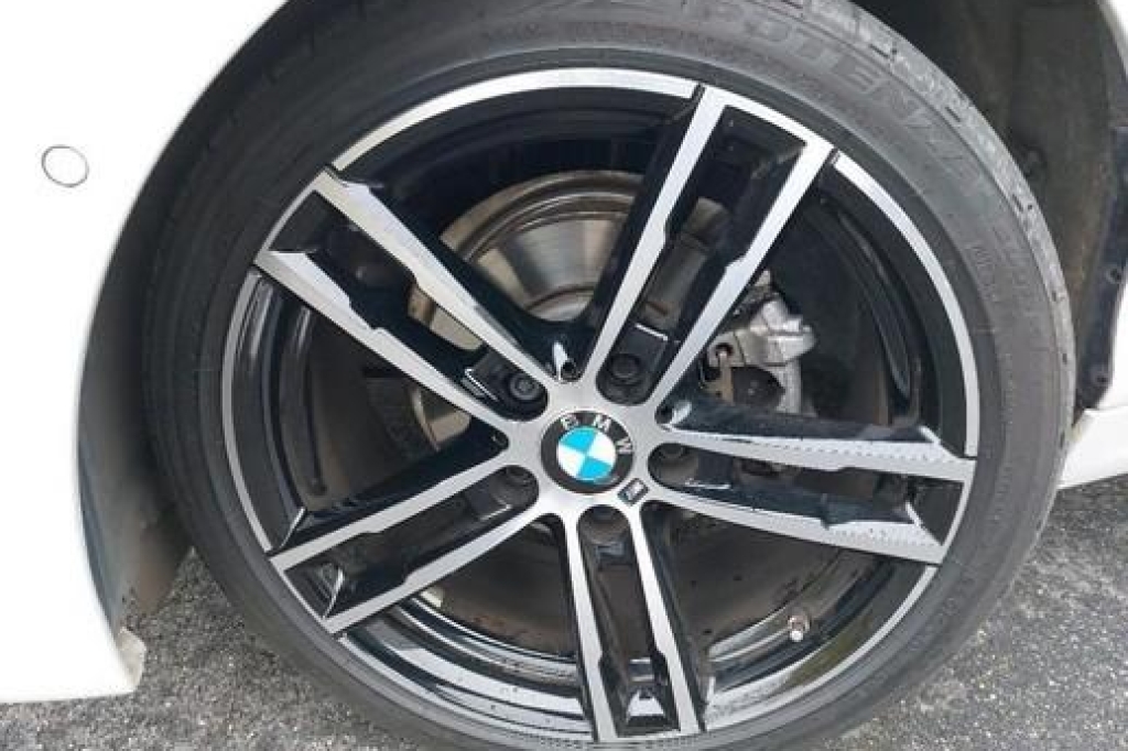 BMW 1er 2018 фото 9