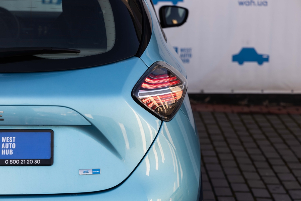 Renault Zoe 2021 фото 7