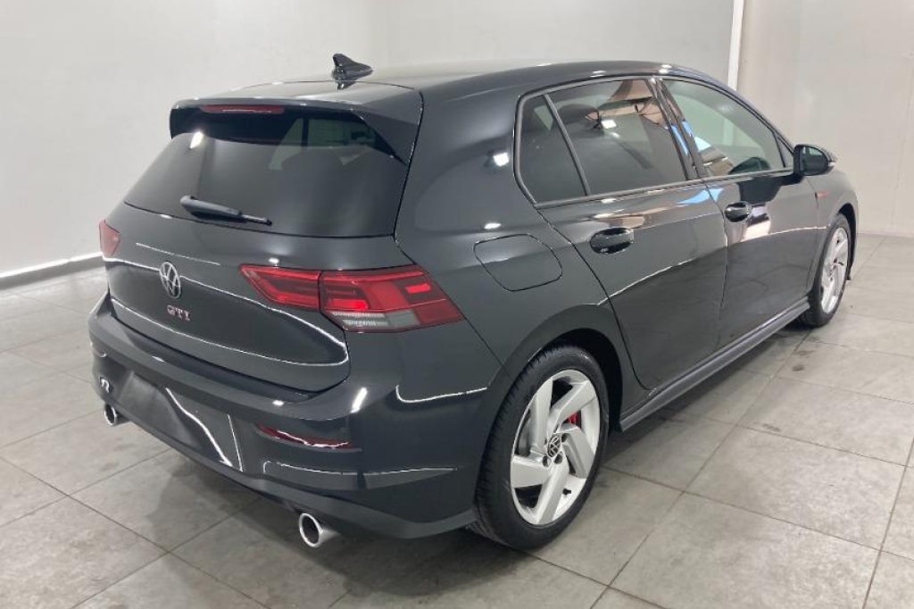 Volkswagen Golf GTI 2020 фото 4