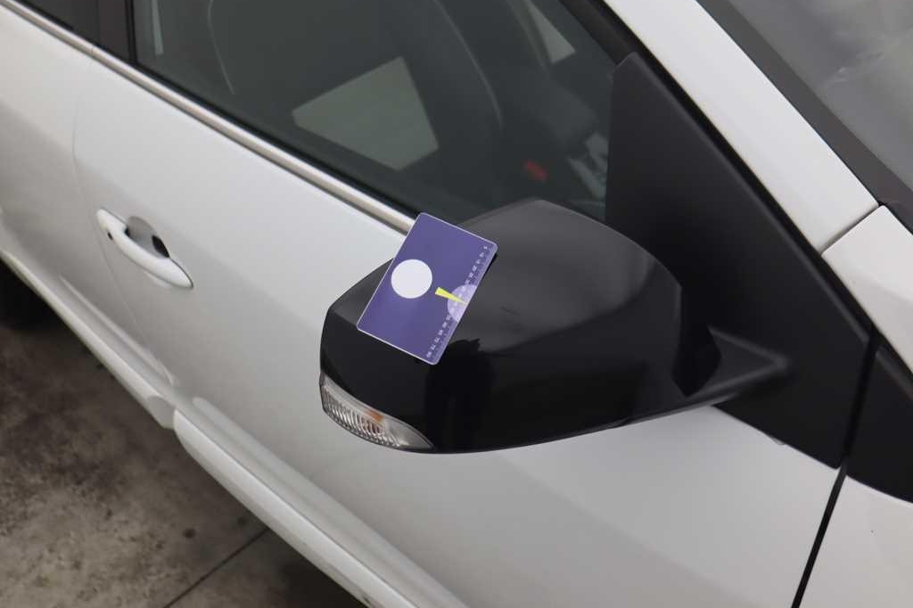 Renault Megane Grandtour 2016 фото 9