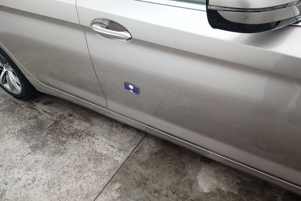 BMW 5 Series 2017 фото 37